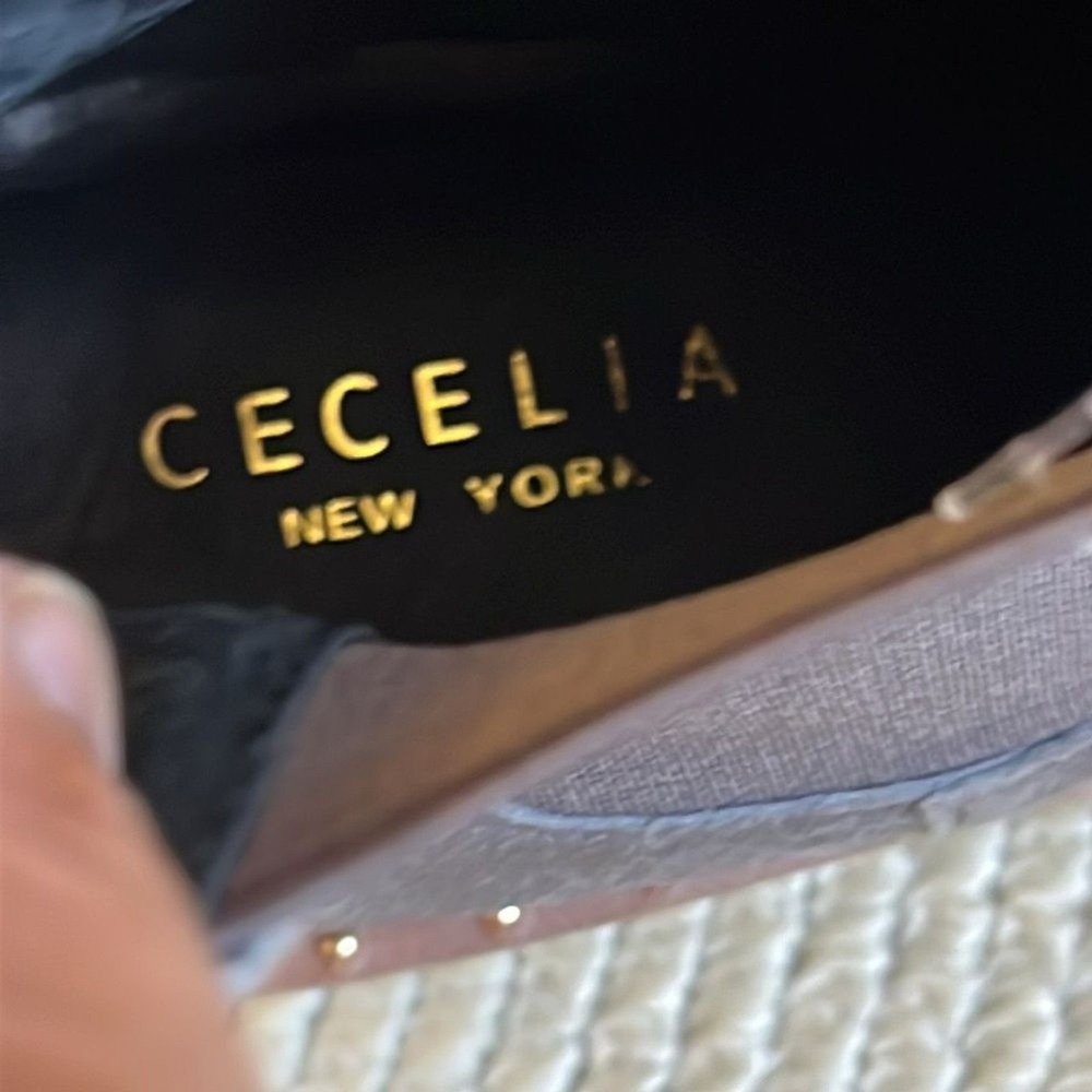 NWOB Cecelia New York Gemma Slip-on Suede Low Wedge Ankle Boots size 9.5 - Picture 7 of 10